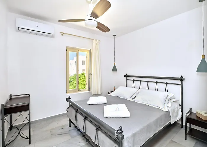 Maria 3* Νάουσα