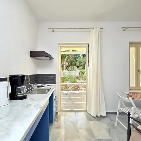 Maria Aparthotel 3*