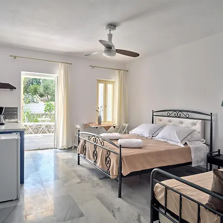 Maria Aparthotel