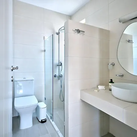 Maria מלון דירות 3*